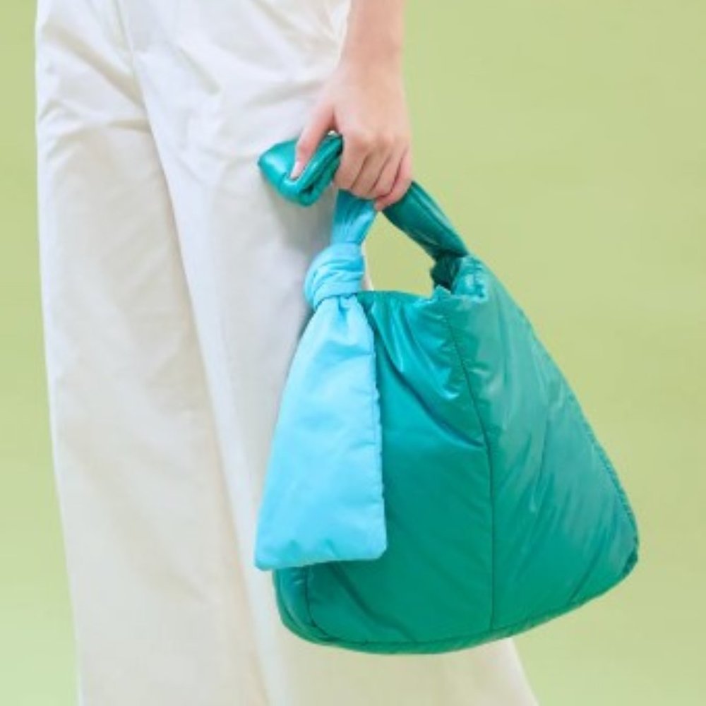 caraa Sport Fractus Neon in Teal Aqua